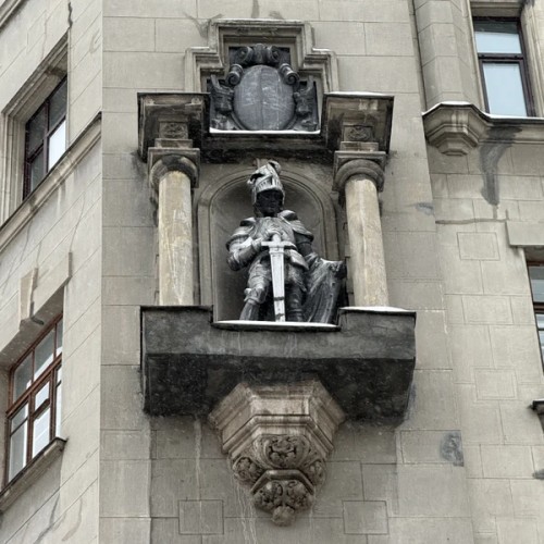 Московский бестиарий, дореволюционные миллионеры и стрит-арт