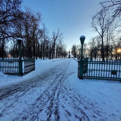 Кронштадт: 300 лет за три часа