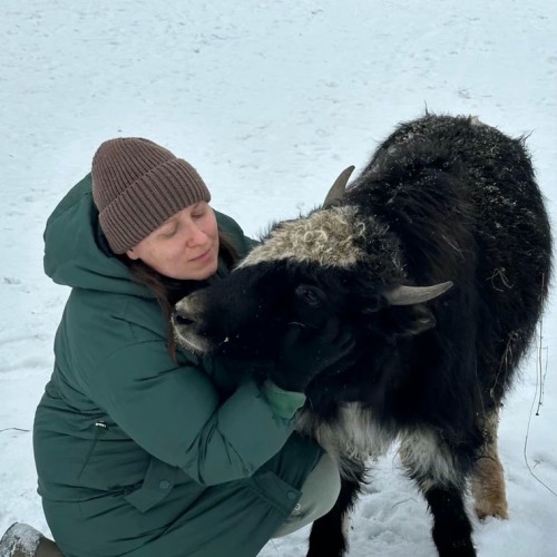 Агроэкскурсия на ферму и мастер-класс с перьями павлина