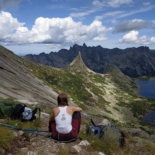 Сокровища природного парка «Ергаки»: треккинг с рюкзаками и ночёвками в палатках