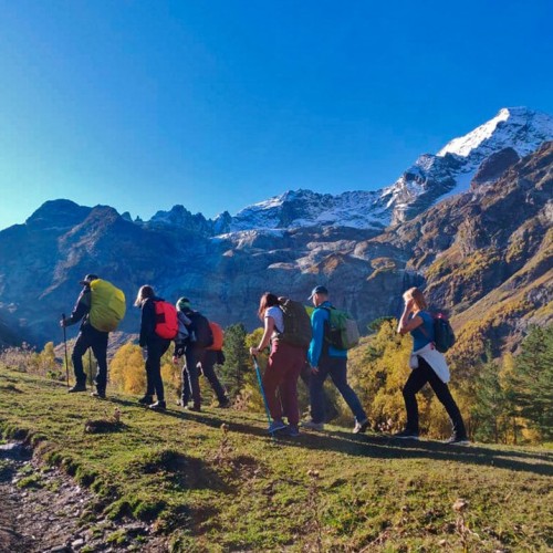 Домбай и Архыз: треккинг налегке с проживанием в гостинице