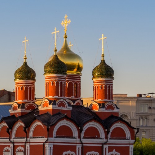 Москва: от уличных калачей до палат Романовых