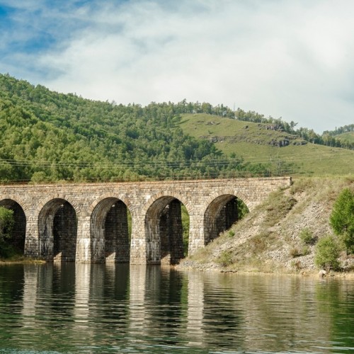 1000 и 1 впечатление на Байкале (всё включено): этнопогружение, кухня, треккинг и необычные локации