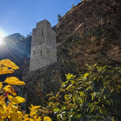 Собирай чемодан, ты едешь в Дагестан! Путешествие в край гор и древностей