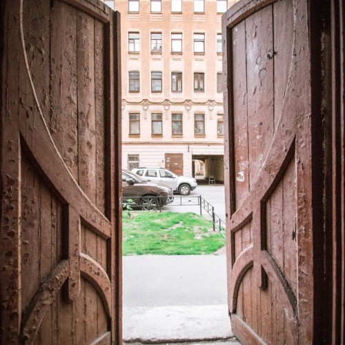 Прогулка по петербургскому Монмартру