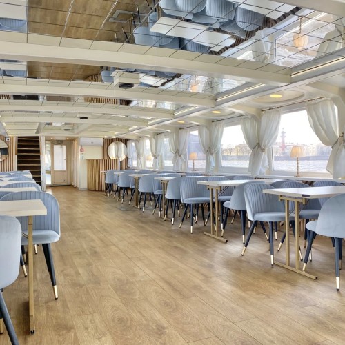 Ночная теплоходная прогулка с живой музыкой