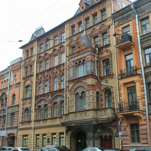 Сказочные дома Петербурга