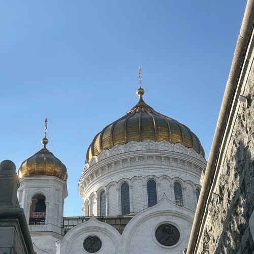 Футуризм против историзма