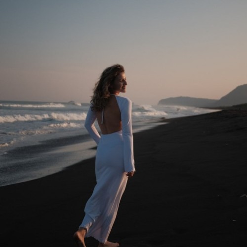 Океан впечатлений на Камчатке с фотографом: треккинги, спа, обед с видом на горы и ночь в глэмпинге