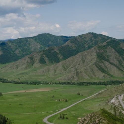 По легендарному Чуйскому тракту — к Гейзерному озеру (из Манжерока)