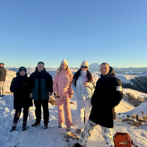 В Архыз и Домбай с комфортом: лыжи, квадроциклы, снегоходы и релакс в бане