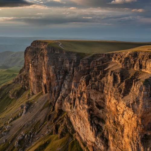 Плато Бермамыт на закате в мини-группе