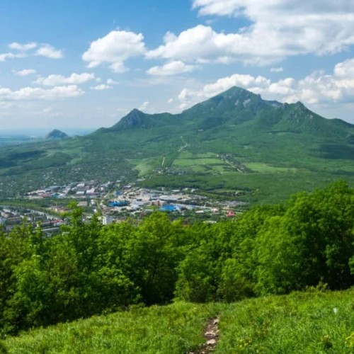 Северный Кавказ: главное на Домбае, в Карачаево-Черкесии и Кабардино-Балкарии