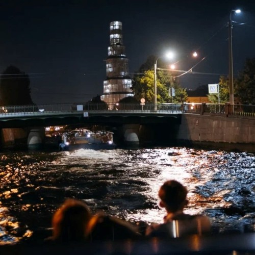 Салют на 9 мая — с воды