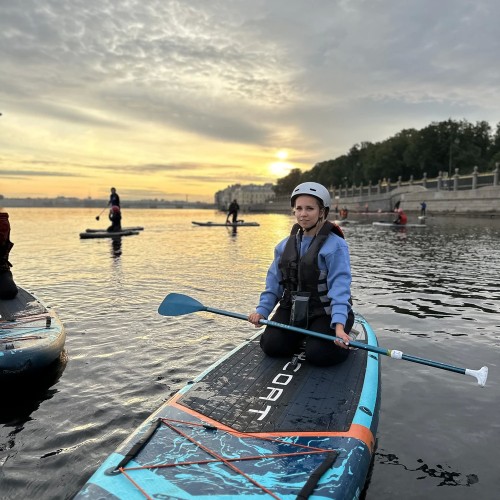 Утренний сап-сплав по центру Петербурга (в мини-группе)