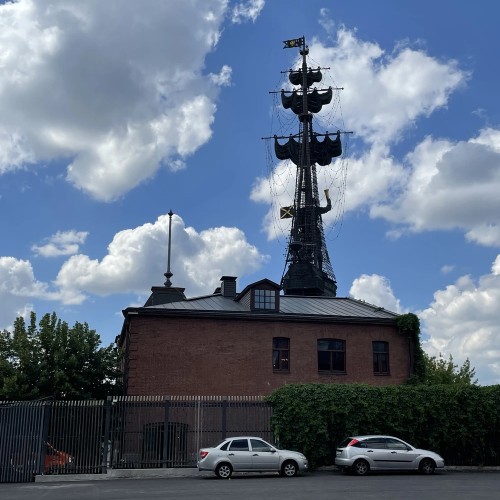 Остров Балчуг: мосты, цари и предприниматели (мини-группа)