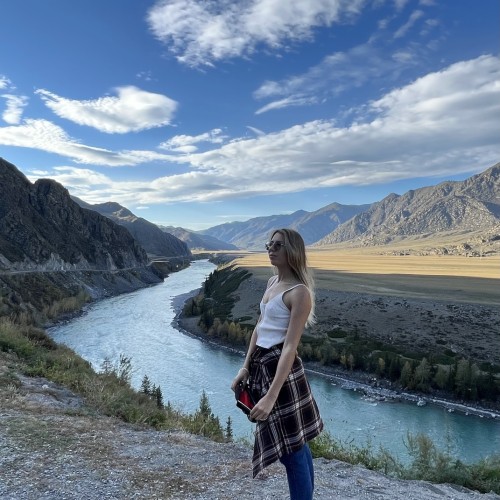 Хайкинг по главным местам Алтая: горы, озёра и водопады
