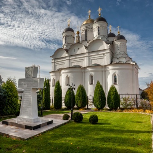 Путешествие в Пафнутьев Боровский монастырь с гидом-психологом