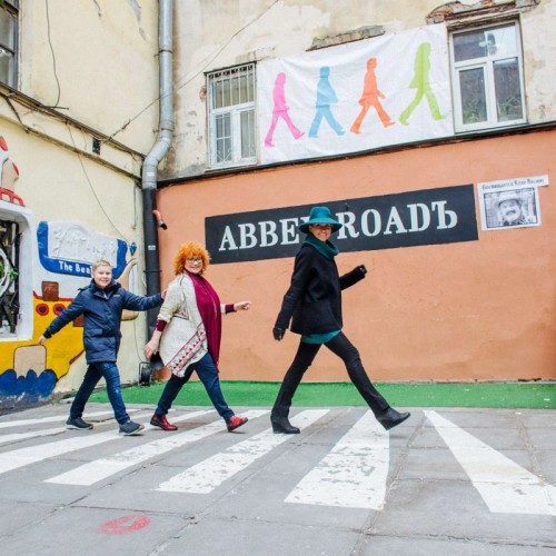 На авто и пешком — небанальная фотопрогулка по Питеру