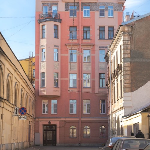 Нетривиальная прогулка за пределами золотого треугольника Петербурга