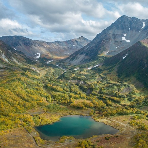 Джип-приключение на Камчатке: главные места, озеро медведей и треккинги