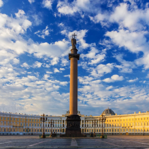 Трансфер из Пулково и экскурсия по must-see-местам Петербурга