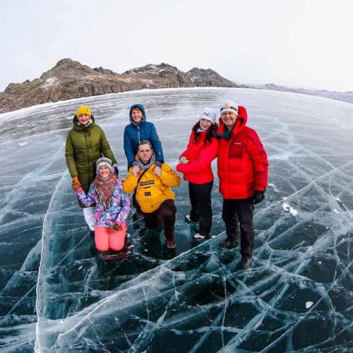Расслабленное путешествие на Байкал с опциональными экскурсиями: Ольхон, Листвянка и много льда