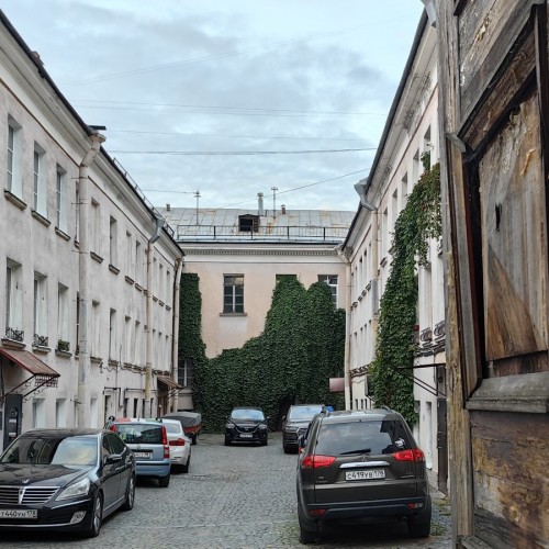 Васильевский «остров сокровищ»: самостоятельное путешествие