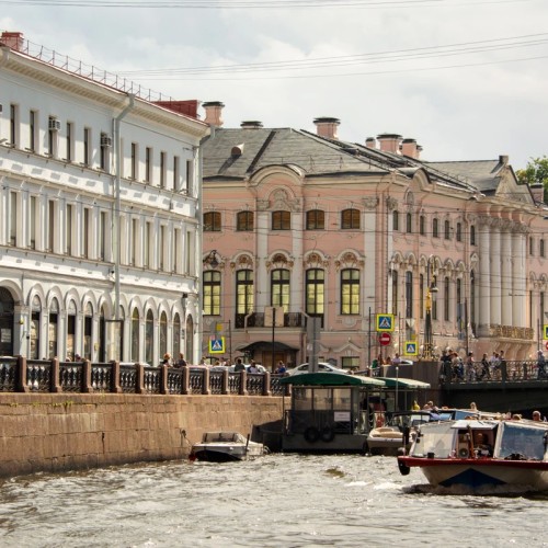 Путешествие по Невскому проспекту: всё самое интересное на главной улице города