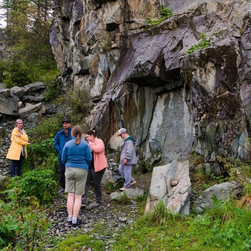 Загадки Алтая: тур с погружением в культуру и исследованием тайн (всё включено)