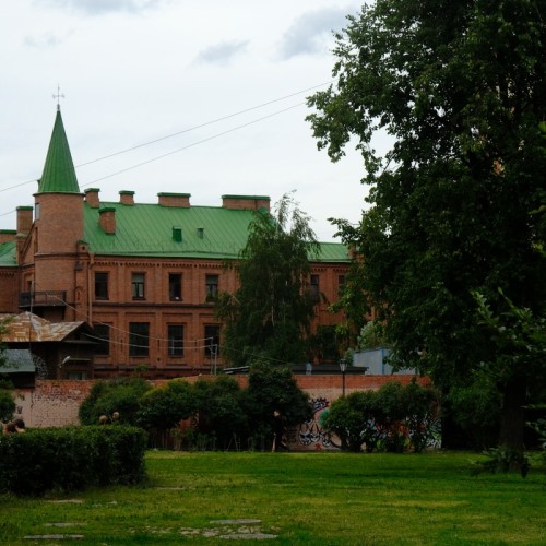 Утренняя прогулка в Петербурге — кофе, двери, дома и атмосфера