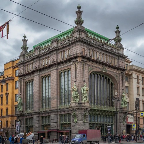 Петербург на машине времени: семейная экскурсия