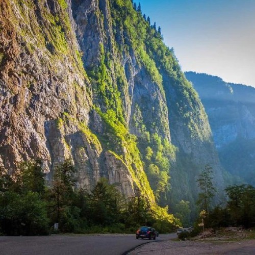 Экскурсия из Адлера в Абхазию: пять звёзд