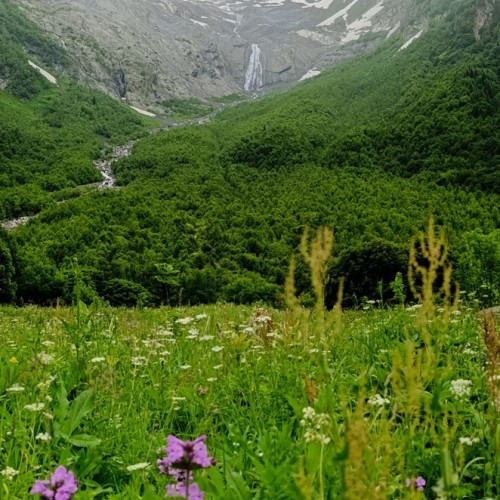 Выезд в Домбай на внедорожниках из Кисловодска: Гум-Баши, Мусса-Ачитара и Алибекский водопад