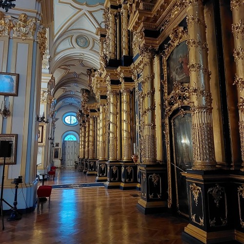 Никольской Морской собор: экскурсия с подъёмом в верхний храм