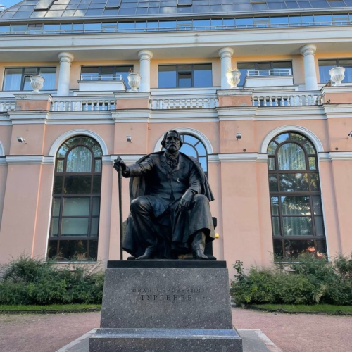 Мобильный квест в Петербурге «Город засыпает, просыпается итальянская мафия»