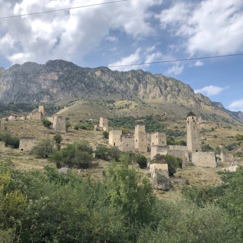 Таинство Ингушетии: треккинг налегке с восхождением на Столовую гору