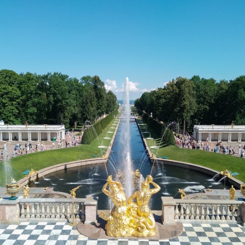 Петергоф: фонтаны и дворцы Нижнего парка