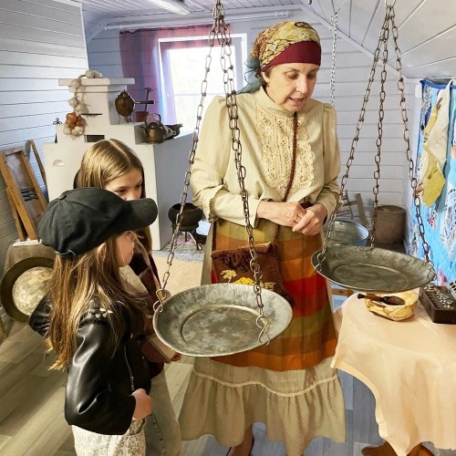 Семейная интерактивная программа в Саблино: «Мостик в прошлое»