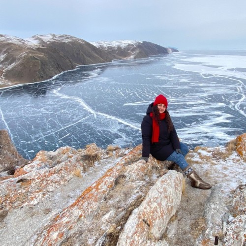 Индивидуальный джиппинг на Байкал с фотографом: ледяные пейзажи Ольхона и Огоя без экскурсий