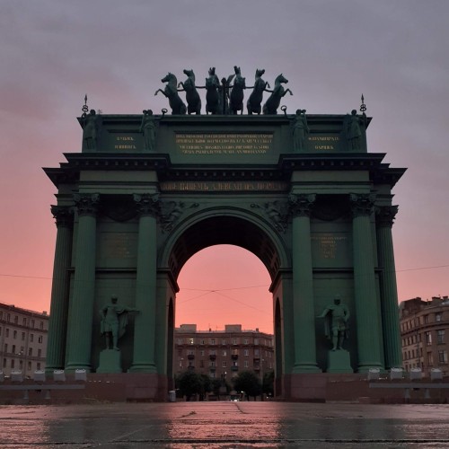 Авангард Петербурга 20-х годов