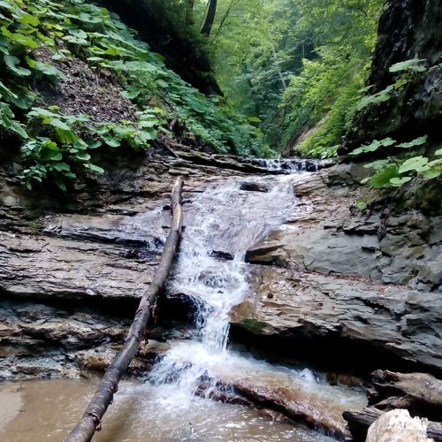 В Адыгею за походами, пещерами и древностями