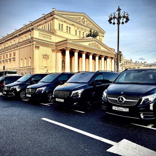 Трансфер из аэропорта Москвы на Mercedes-Benz V-класса