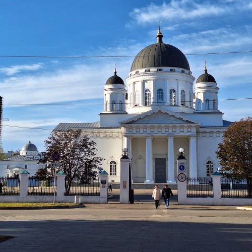 Ярмарка контрастов в Нижнем Новгороде: две грани, два мира, две реки