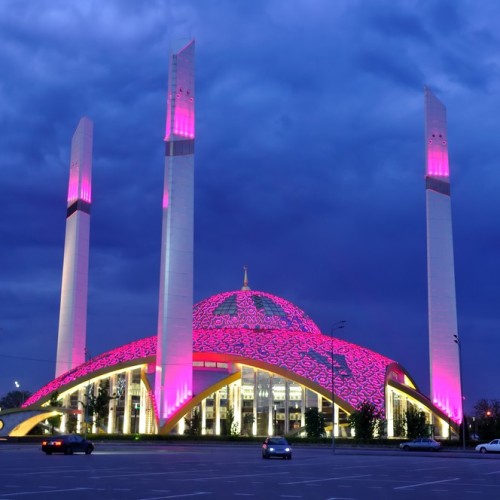 Горы, архитектура и кавказская кухня: главные жемчужины Ингушетии, Осетии и Чечни