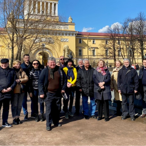 Петербурга парадное лицо. На автомобиле с водителем-экскурсоводом