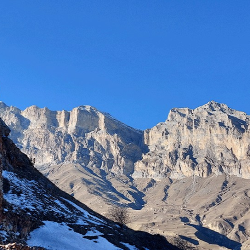 В снежную Верхнюю Балкарию на новогодние праздники: треккинг налегке с проживанием в гостинице