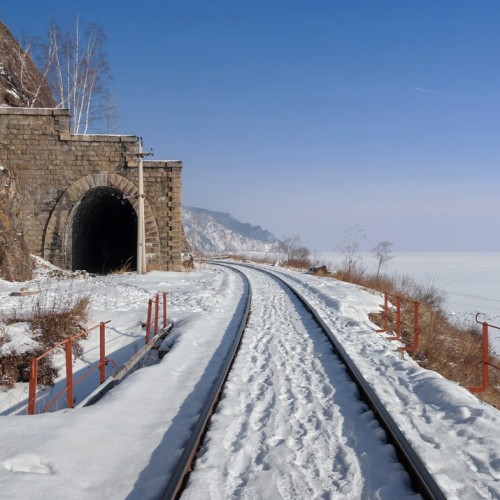 В Листвянку из Иркутска на выходные: Байкал, КБЖД и погружение в культуру