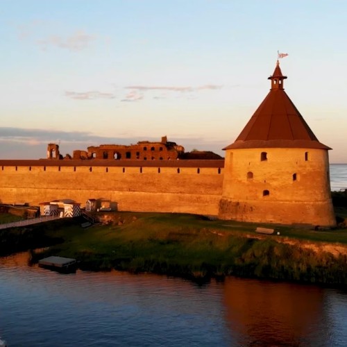 Идеальная поездка выходного дня: Орешек + Старая и Новая Ладога