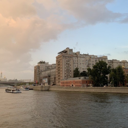 Москва слезам не верит: великие истории успеха и неудач